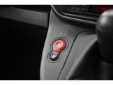 2015 Renault Kangoo Van for sale, Japanese used car export - photo 35 of 49 | GULJI TRADERS