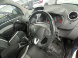 2015 Renault Kangoo Van for sale, Japanese used car export - photo 9 of 12 | GULJI TRADERS