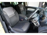 2016 Renault Kangoo EDC Van for sale, Japanese used car export - photo 37 of 79 | GULJI TRADERS