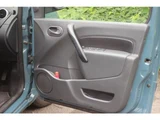 2016 Renault Kangoo Van for sale, Japanese used car export - photo 30 of 79 | GULJI TRADERS