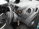 2016 Renault Kangoo Van for sale, Japanese used car export - photo 7 of 14 | GULJI TRADERS
