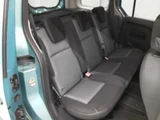 2016 Renault Kangoo Van for sale, Japanese used car export - photo 10 of 14 | GULJI TRADERS