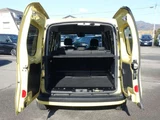 2017 Renault Kangoo Van for sale, Japanese used car export - photo 32 of 48 | GULJI TRADERS