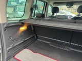 2017 Renault Kangoo EDC Bluetooth Van for sale, Japanese used car export - photo 28 of 56 | GULJI TRADERS