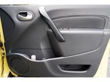 2017 Renault Kangoo Van for sale, Japanese used car export - photo 43 of 80 | GULJI TRADERS