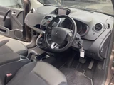 2017 Renault Kangoo Van for sale, Japanese used car export - photo 31 of 79 | GULJI TRADERS
