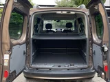 2017 Renault Kangoo Van for sale, Japanese used car export - photo 50 of 79 | GULJI TRADERS