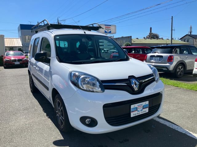 2017 Renault Kangoo - photo 1 2017 Renault Kangoo Van for sale, Japanese used car export - photo 1 of 42 | GULJI TRADERS