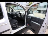 2017 Renault Kangoo Van for sale, Japanese used car export - photo 10 of 24 | GULJI TRADERS