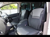 2017 Renault Kangoo Van for sale, Japanese used car export - photo 19 of 24 | GULJI TRADERS