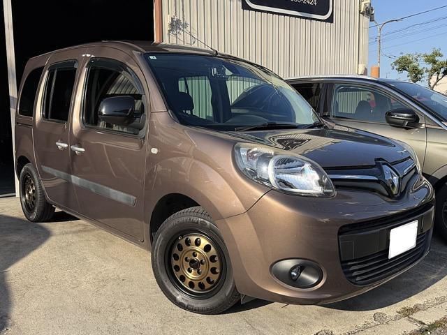 2017 Renault Kangoo - photo 1 2017 Renault Kangoo Van for sale, Japanese used car export - photo 1 of 9 | GULJI TRADERS