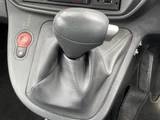 2018 Renault Kangoo Van for sale, Japanese used car export - photo 24 of 24 | GULJI TRADERS