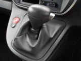 2018 Renault Kangoo Van for sale, Japanese used car export - photo 16 of 24 | GULJI TRADERS