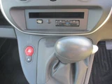 2019 Renault Kangoo Van for sale, Japanese used car export - photo 35 of 37 | GULJI TRADERS