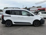 2023 Renault Kangoo Van for sale, Japanese used car export - photo 7 of 44 | GULJI TRADERS