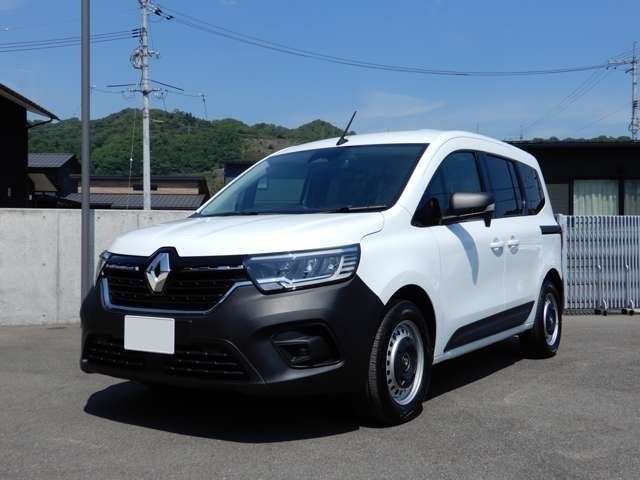2024 Renault Kangoo 7EDC Van for sale, Japanese used car export | GULJI TRADERS