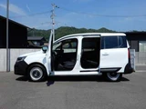 2024 Renault Kangoo 7EDC Van for sale, Japanese used car export - photo 12 of 39 | GULJI TRADERS
