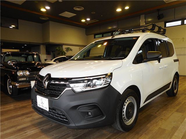 2024 Renault Kangoo Van for sale, Japanese used car export - photo 1 of 44 | GULJI TRADERS