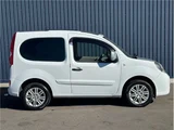 2011 Renault Kangoo Bebop 1.6 Van for sale, Japanese used car export - photo 5 of 60 | GULJI TRADERS