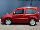 2011 Renault Kangoo Bebop Base Van for sale, Japanese used car export - photo 6 of 9 | GULJI TRADERS