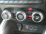 2020 Renault Lutecia Sedan for sale, Japanese used car export - photo 11 of 30 | GULJI TRADERS