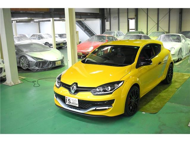 2015 Renault Megane Sedan for sale, Japanese used car export - photo 1 of 44 | GULJI TRADERS
