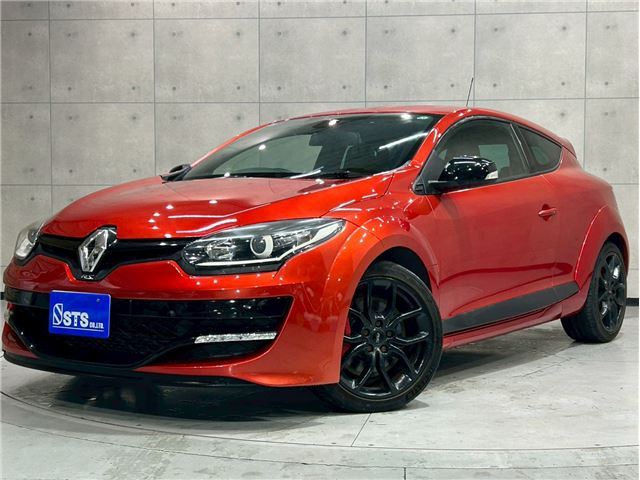 2017 Renault Megane Sedan for sale, Japanese used car export - photo 1 of 47 | GULJI TRADERS