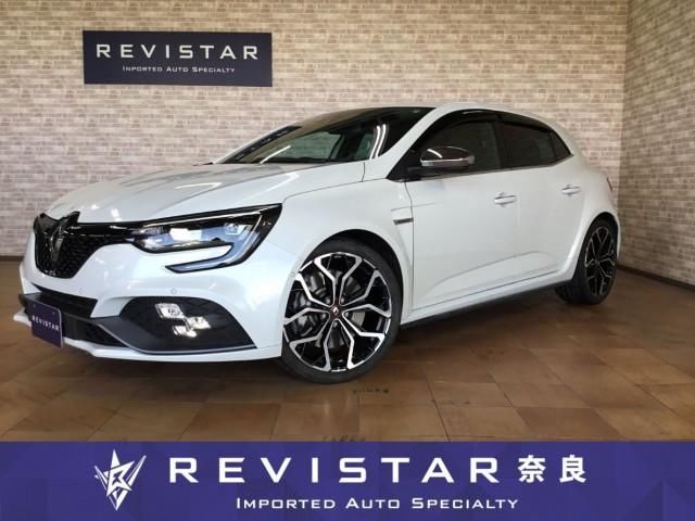 2019 Renault Megane - photo 1 2019 Renault Megane Sedan for sale, Japanese used car export - photo 1 of 9 | GULJI TRADERS
