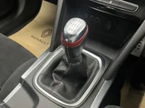 2021 Renault Megane Sedan for sale, Japanese used car export - photo 4 of 12 | GULJI TRADERS