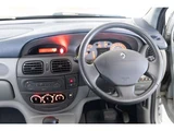 2001 Renault Scenic RXE Sedan for sale, Japanese used car export - photo 39 of 64 | GULJI TRADERS