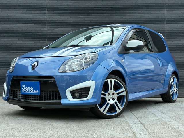 2011 Renault Twingo - photo 1 2011 Renault Twingo Sedan for sale, Japanese used car export - photo 1 of 52 | GULJI TRADERS