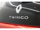 2016 Renault Twingo Sedan for sale, Japanese used car export - photo 15 of 51 | GULJI TRADERS