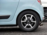 2016 Renault Twingo Sedan for sale, Japanese used car export - photo 39 of 50 | GULJI TRADERS