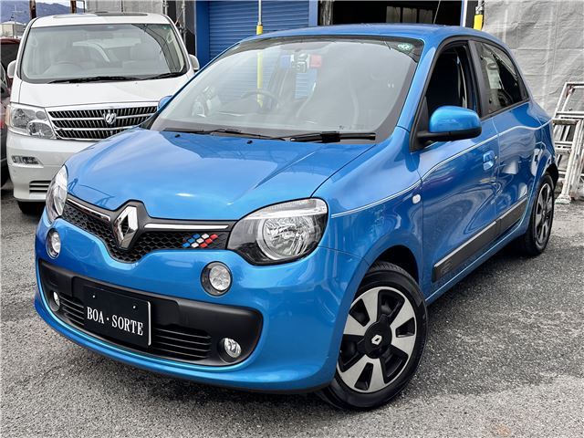 2017 Renault Twingo - photo 1 2017 Renault Twingo Sedan for sale, Japanese used car export - photo 1 of 32 | GULJI TRADERS
