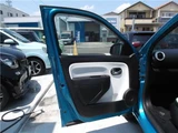 2017 Renault Twingo Sedan for sale, Japanese used car export - photo 37 of 47 | GULJI TRADERS