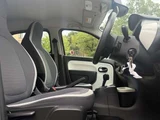 2017 Renault Twingo Sedan for sale, Japanese used car export - photo 17 of 19 | GULJI TRADERS