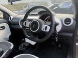 2017 Renault Twingo Sedan for sale, Japanese used car export - photo 22 of 30 | GULJI TRADERS
