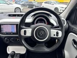 2017 Renault Twingo Sedan for sale, Japanese used car export - photo 15 of 24 | GULJI TRADERS