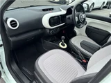 2019 Renault Twingo Sedan for sale, Japanese used car export - photo 32 of 41 | GULJI TRADERS