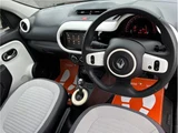 2019 Renault Twingo EDC Sedan for sale, Japanese used car export - photo 22 of 45 | GULJI TRADERS