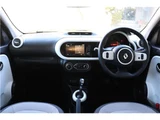 2020 Renault Twingo EDC Sedan for sale, Japanese used car export - photo 3 of 27 | GULJI TRADERS