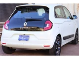 2020 Renault Twingo EDC Sedan for sale, Japanese used car export - photo 20 of 27 | GULJI TRADERS