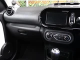 2020 Renault Twingo S Sedan for sale, Japanese used car export - photo 5 of 47 | GULJI TRADERS