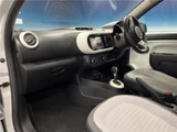 2020 Renault Twingo EDC Sedan for sale, Japanese used car export - photo 21 of 30 | GULJI TRADERS