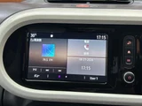 2020 Renault Twingo EDC Sedan for sale, Japanese used car export - photo 9 of 24 | GULJI TRADERS