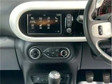 2021 Renault Twingo S Sedan for sale, Japanese used car export - photo 24 of 52 | GULJI TRADERS