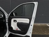 2021 Renault Twingo Sedan for sale, Japanese used car export - photo 13 of 24 | GULJI TRADERS