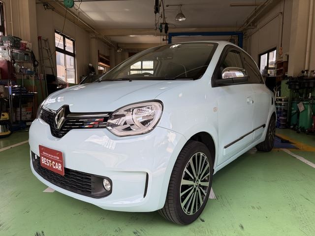 2023 Renault Twingo Sedan for sale, Japanese used car export - photo 1 of 42 | GULJI TRADERS