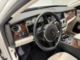 2012 Rolls-Royce Ghost Base grade White Sedan for sale, Japanese used car export - photo 4 of 9 | GULJI TRADERS