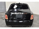 2018 Rolls-Royce Phantom EWB Sedan for sale, Japanese used car export - photo 27 of 52 | GULJI TRADERS